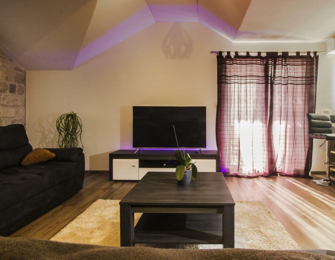 Apartments Dvor - Ap1, Ap2, Ap3 Башка-Вода Екстер'єр фото